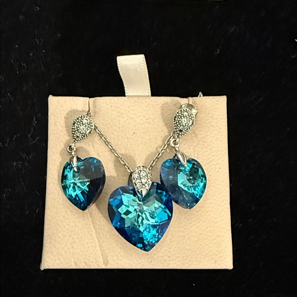 earnings and necklaces. earrings  925 silver Necklaces are pearls and crystals. - Picture 2 of 12